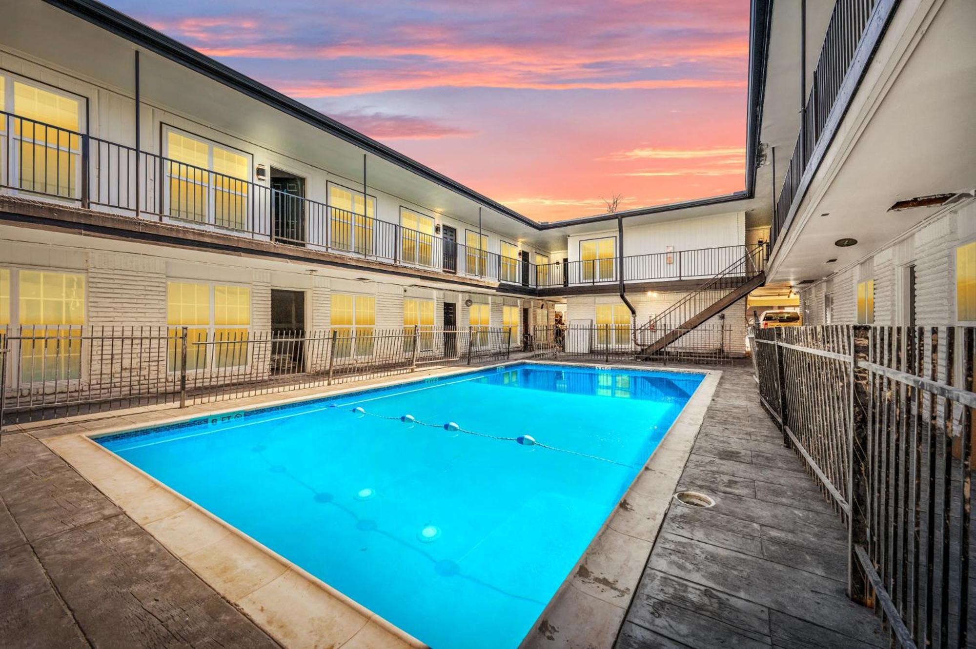 Cute And Stylish 1Br Apt With Pool & Free Park Houston Exteriér fotografie
